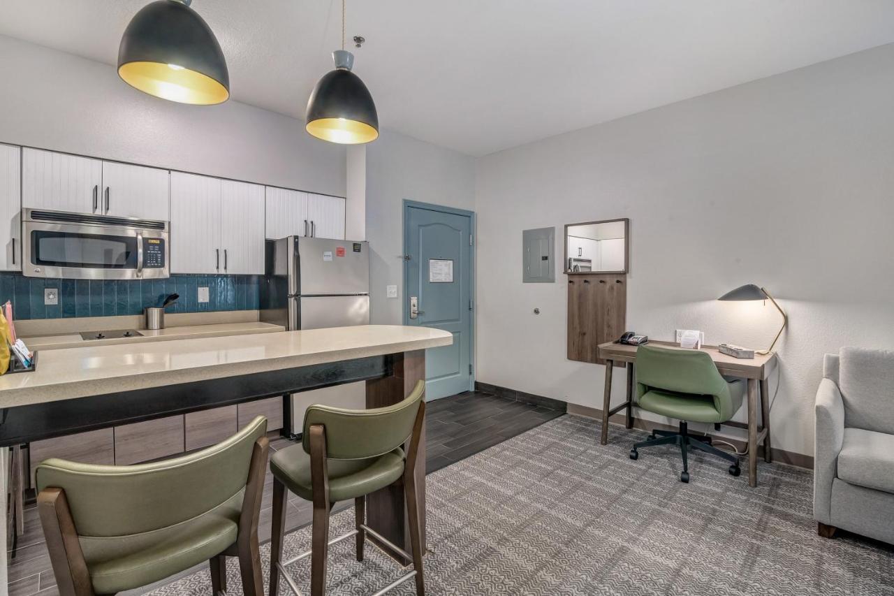 Staybridge Suites Tyler University Area By Ihg Buitenkant foto
