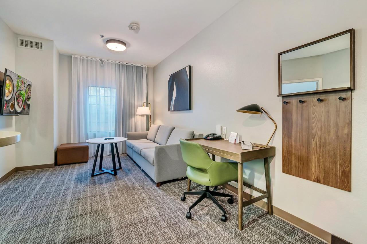 Staybridge Suites Tyler University Area By Ihg Buitenkant foto