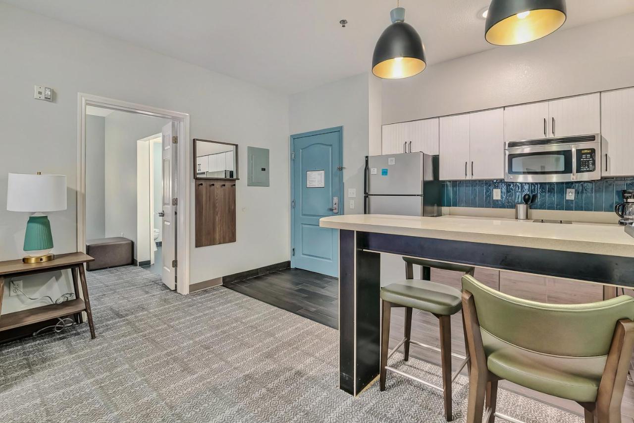 Staybridge Suites Tyler University Area By Ihg Buitenkant foto